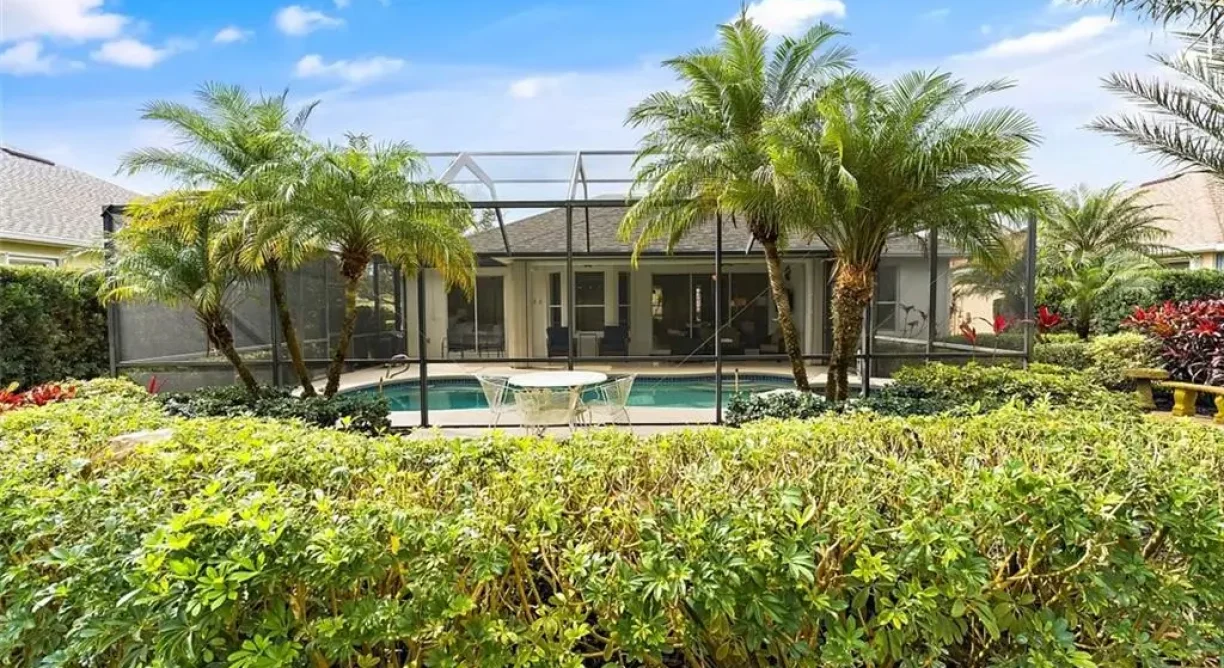 686-Gossamer-Wing-Way-Outdoor-4